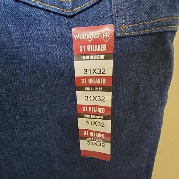 Wrangler Flame Resistant Relaxed Denim Jeans - Picture 6 of 12